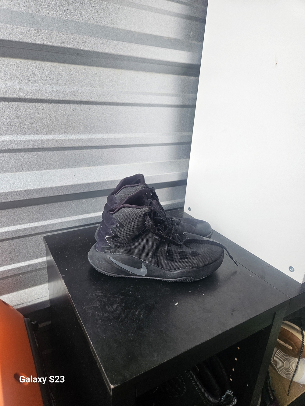 Nike Hyperdunk 2016 Women’s 7 Black High Top Basketball Shoes Zoom 852120-008